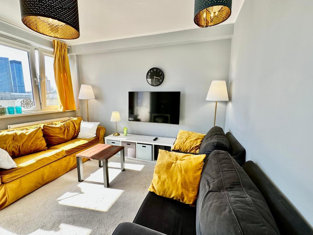 Apartamento Gold 2 King Size Bed, Metro X2 Free Wifi, 50'Tv Netflix, Hbo, Appletv+ Varsovia Exterior foto