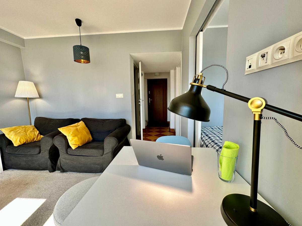 Apartamento Gold 2 King Size Bed, Metro X2 Free Wifi, 50'Tv Netflix, Hbo, Appletv+ Varsovia Exterior foto