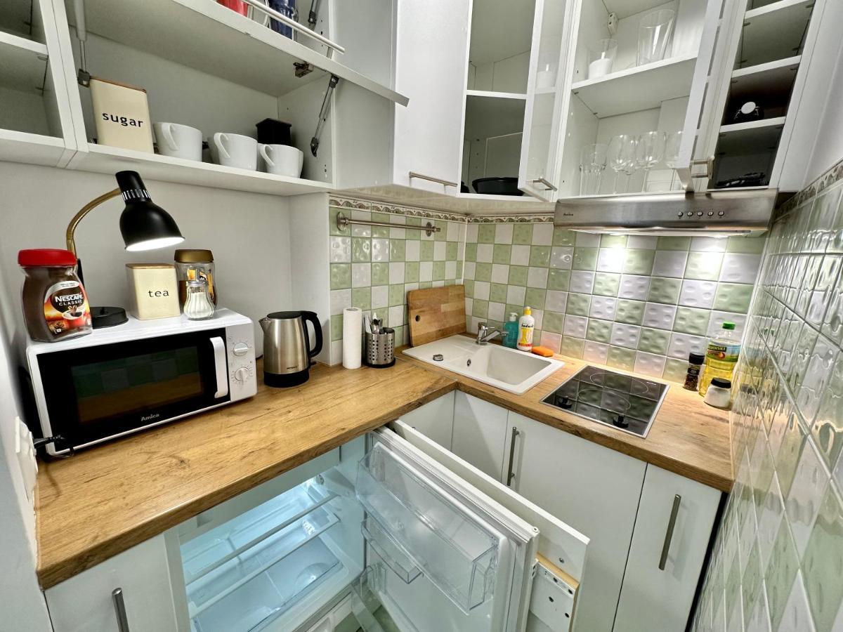 Apartamento Gold 2 King Size Bed, Metro X2 Free Wifi, 50'Tv Netflix, Hbo, Appletv+ Varsovia Exterior foto