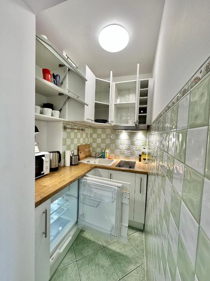 Apartamento Gold 2 King Size Bed, Metro X2 Free Wifi, 50'Tv Netflix, Hbo, Appletv+ Varsovia Exterior foto